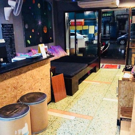 בנגקוק Hits Hostel מראה חיצוני תמונה