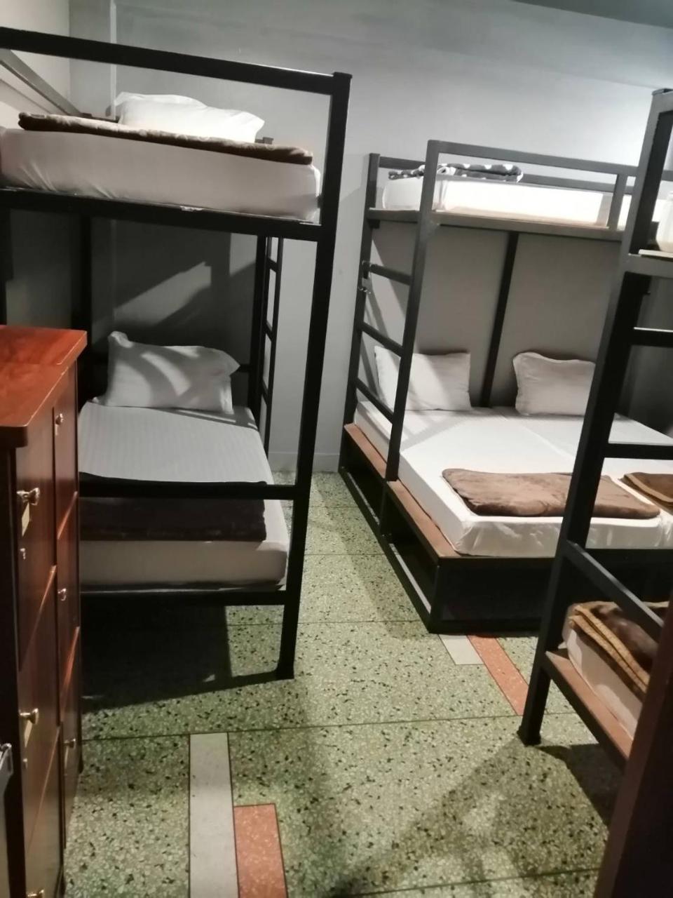 בנגקוק Hits Hostel מראה חיצוני תמונה