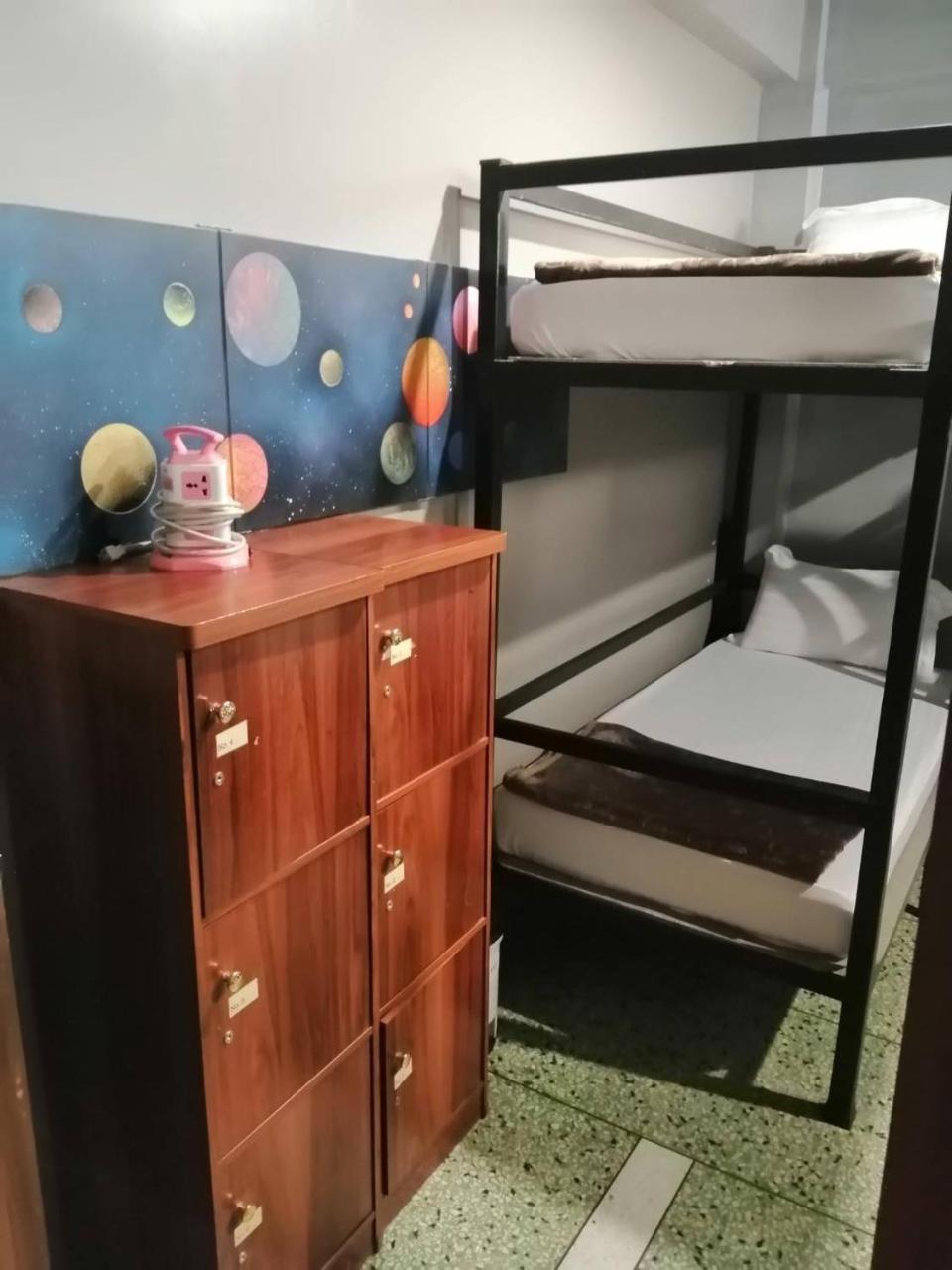 בנגקוק Hits Hostel מראה חיצוני תמונה