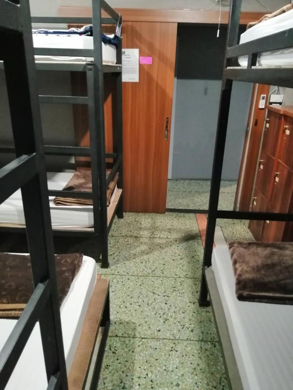 בנגקוק Hits Hostel מראה חיצוני תמונה